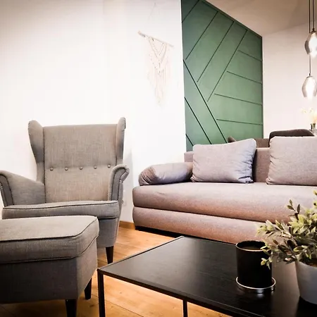 Grosszuegige Altstadtwohnung Mia Fuer 6 Personen Weißenfels